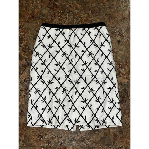 Talbots Linen Blend Lined Embroidered Skirt Size 2 Petite - Picture 1 of 9